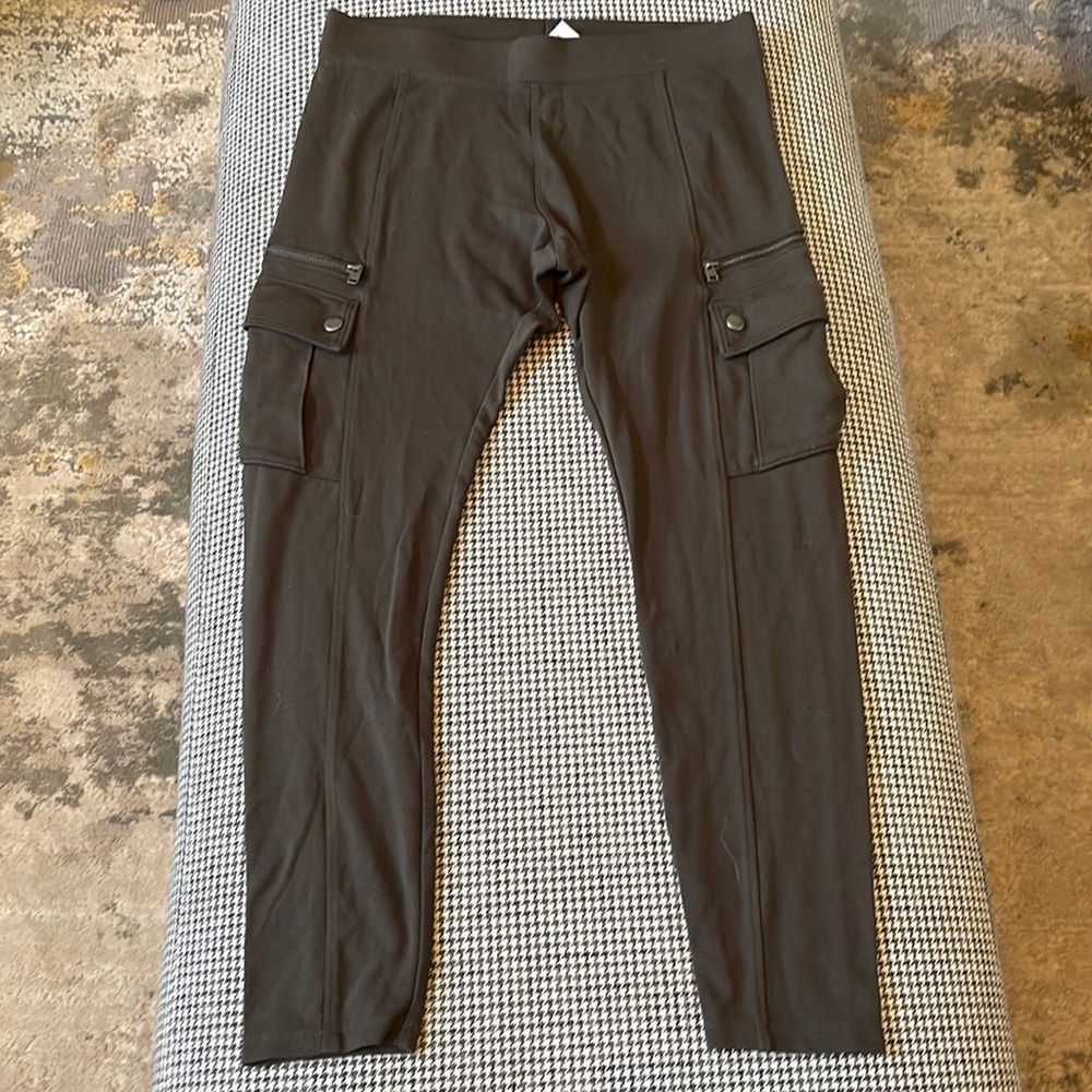 Express Olive green fitted lounge pants size medium